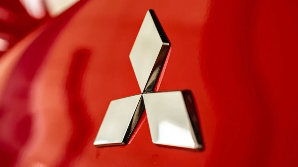 Mitsubishi oficiāli paziņojusi par ikoniskā Eclipse nosaukuma atgriešanos