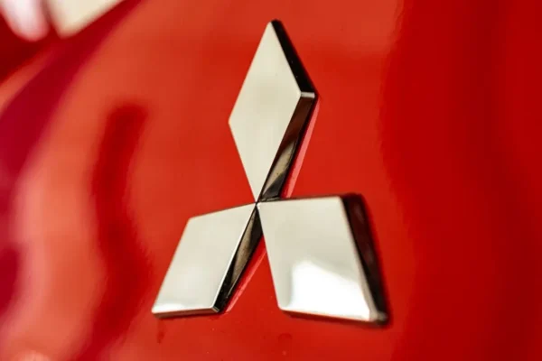 Mitsubishi oficiāli paziņojusi par ikoniskā Eclipse nosaukuma atgriešanos